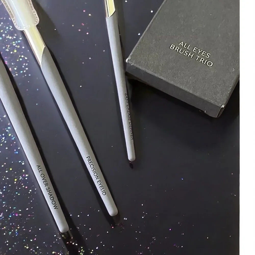 Complex Culture All Eyes Brush Trio EyeShadow Brush Set Of 3 Brushes RV $40 NIB